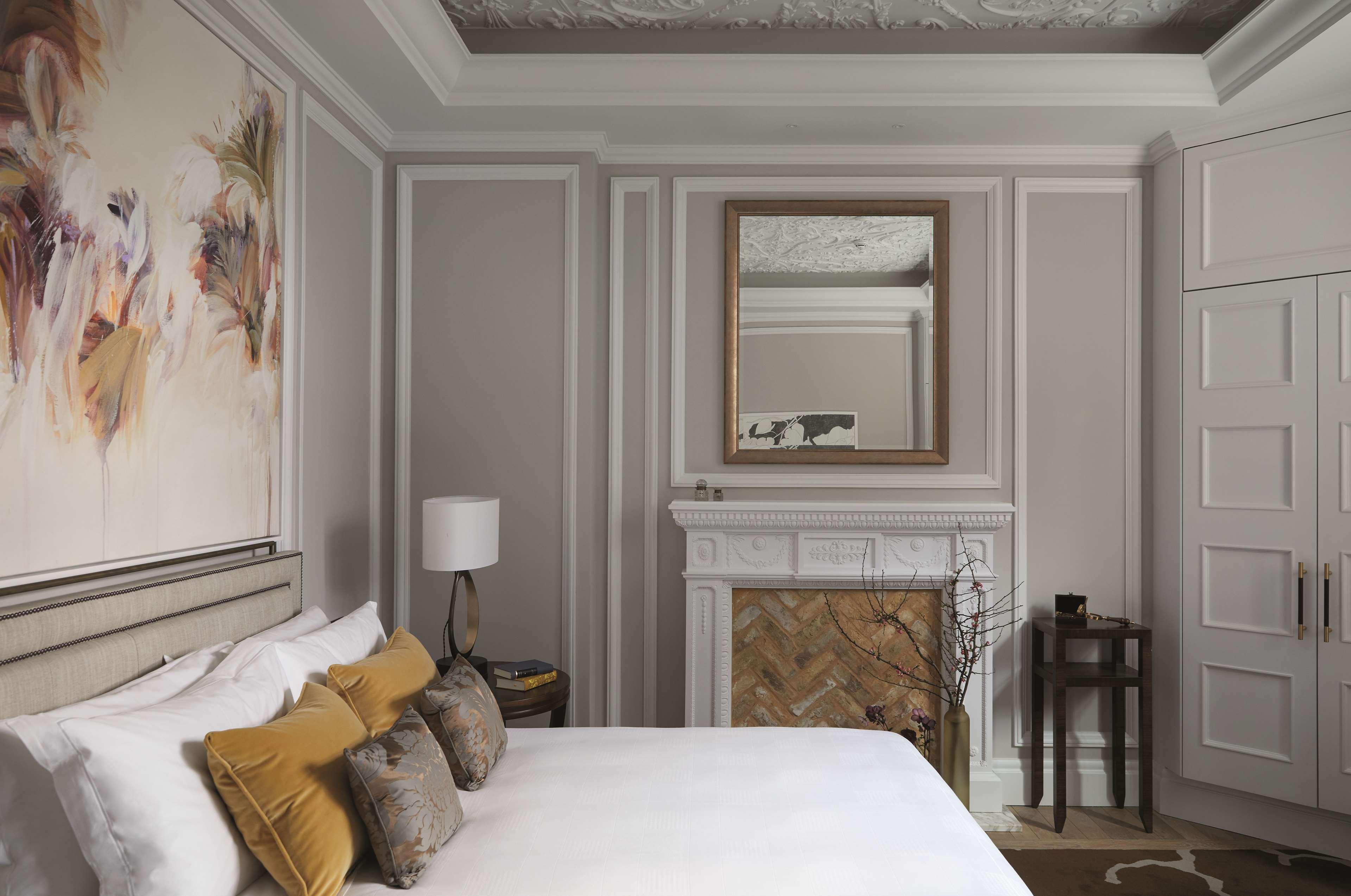 10-Trendy-Hotels-Designs-Belmond-Cadogan-Hotel-London